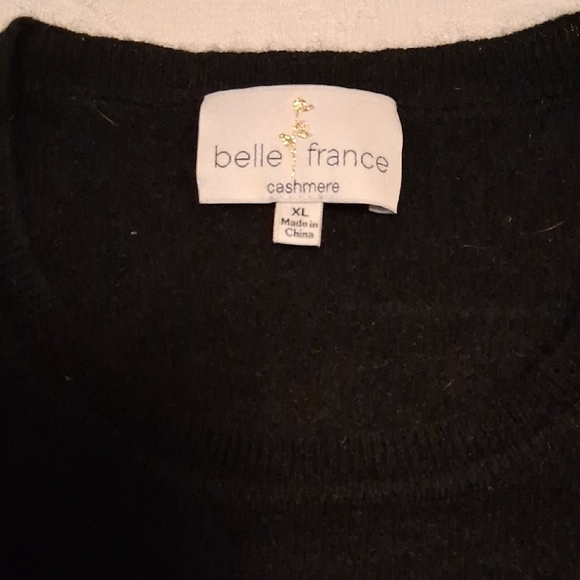 belle france Sweaters - Luxe Belle France Black Cashmere Crew Neck Sweater With Pearl Sleeve Accents